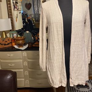 CUPIO WOMEN SWEATER CARDIGAN SIZE M CREAM COLOR